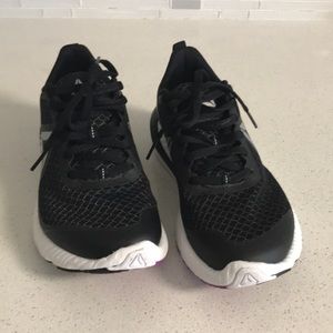 Reebok Running Sneakers “Sweet RD” sz 6